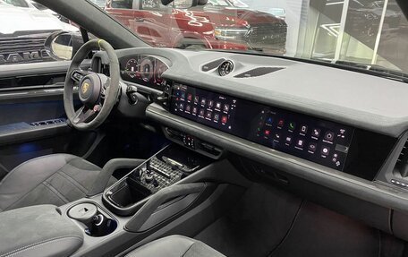 Porsche Cayenne III, 2023 год, 36 950 000 рублей, 10 фотография