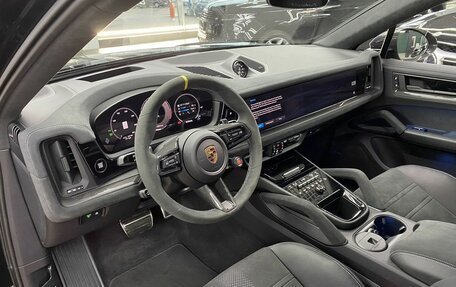 Porsche Cayenne III, 2023 год, 36 950 000 рублей, 8 фотография