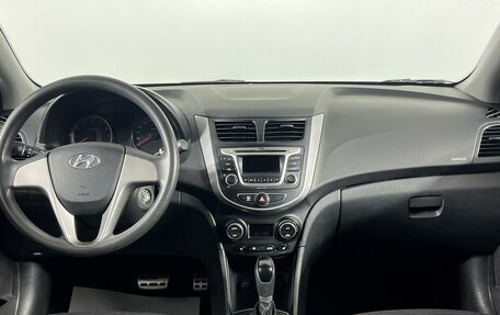 Hyundai Solaris II рестайлинг, 2016 год, 998 000 рублей, 14 фотография