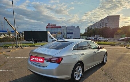 Chevrolet Malibu IX, 2019 год, 1 699 999 рублей, 6 фотография