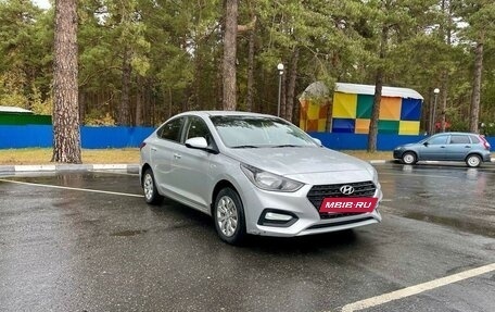 Hyundai Solaris II рестайлинг, 2017 год, 1 315 000 рублей, 3 фотография