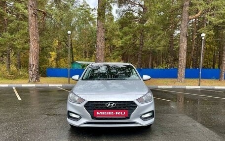 Hyundai Solaris II рестайлинг, 2017 год, 1 315 000 рублей, 2 фотография