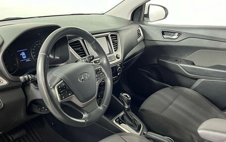 Hyundai Solaris II рестайлинг, 2019 год, 1 695 000 рублей, 11 фотография