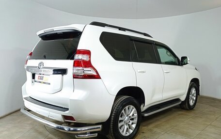 Toyota Land Cruiser Prado 150 рестайлинг 2, 2014 год, 3 770 000 рублей, 5 фотография