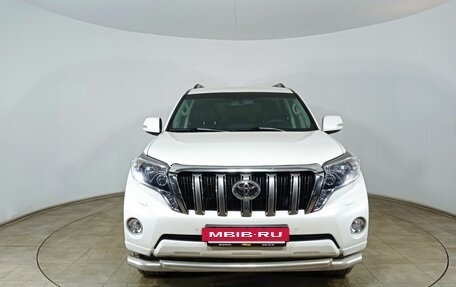 Toyota Land Cruiser Prado 150 рестайлинг 2, 2014 год, 3 770 000 рублей, 2 фотография