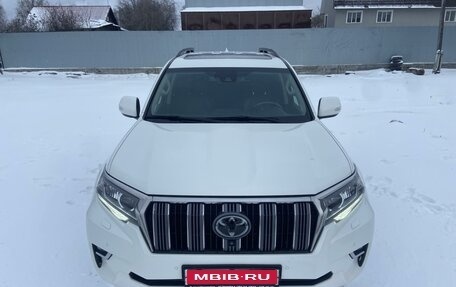 Toyota Land Cruiser Prado 150 рестайлинг 2, 2017 год, 6 200 000 рублей, 1 фотография