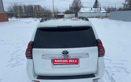 Toyota Land Cruiser Prado 150 рестайлинг 2, 2017 год, 6 200 000 рублей, 3 фотография