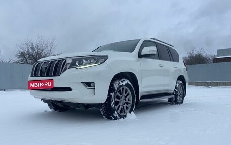 Toyota Land Cruiser Prado 150 рестайлинг 2, 2017 год, 6 200 000 рублей, 12 фотография