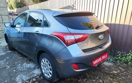 Hyundai i30 II рестайлинг, 2014 год, 950 000 рублей, 3 фотография