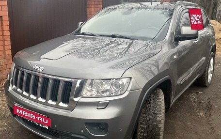 Jeep Grand Cherokee, 2011 год, 1 900 000 рублей, 2 фотография