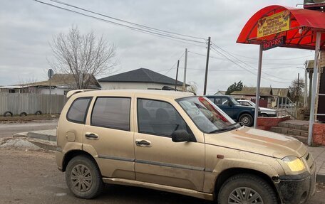 Chevrolet Niva I рестайлинг, 2005 год, 355 000 рублей, 2 фотография