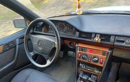 Mercedes-Benz W124, 1992 год, 530 000 рублей, 7 фотография