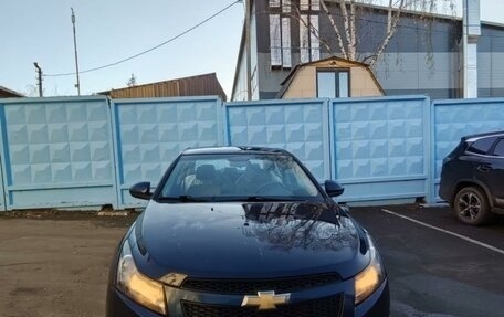 Chevrolet Cruze II, 2010 год, 780 000 рублей, 6 фотография