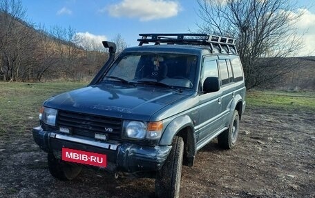 Mitsubishi Pajero III рестайлинг, 1994 год, 300 000 рублей, 1 фотография