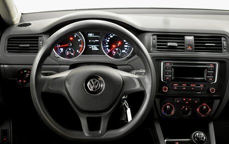 Volkswagen Jetta VI, 2015 год, 1 050 000 рублей, 7 фотография