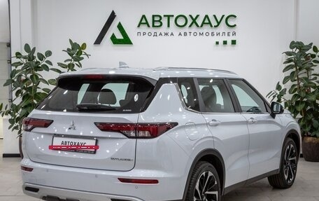 Mitsubishi Outlander, 2024 год, 4 885 781 рублей, 4 фотография