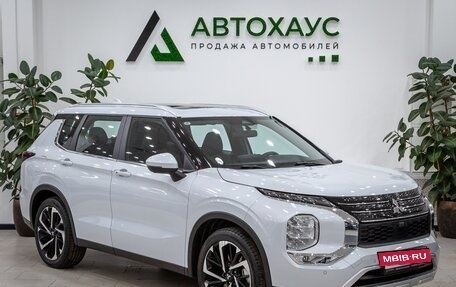 Mitsubishi Outlander, 2024 год, 4 885 781 рублей, 3 фотография