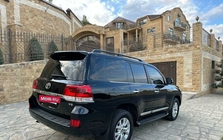 Toyota Land Cruiser 200, 2015 год, 5 900 000 рублей, 2 фотография