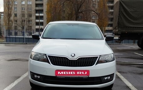 Skoda Rapid I, 2017 год, 1 070 000 рублей, 2 фотография