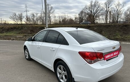 Chevrolet Cruze II, 2011 год, 835 000 рублей, 7 фотография