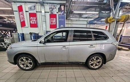 Mitsubishi Outlander III рестайлинг 3, 2012 год, 1 487 000 рублей, 1 фотография