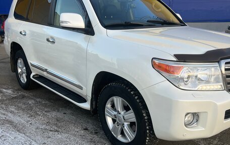 Toyota Land Cruiser 200, 2014 год, 5 400 000 рублей, 2 фотография