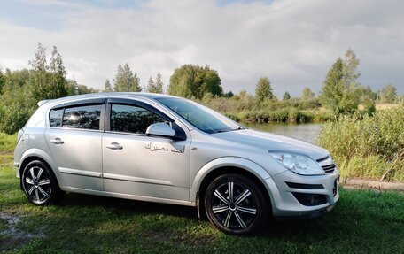 Opel Astra H, 2012 год, 810 000 рублей, 2 фотография