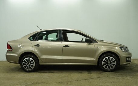 Volkswagen Polo VI (EU Market), 2018 год, 1 080 000 рублей, 4 фотография