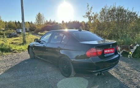 BMW 3 серия, 2011 год, 1 250 000 рублей, 1 фотография