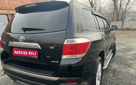 Toyota Highlander III, 2013 год, 2 500 000 рублей, 6 фотография