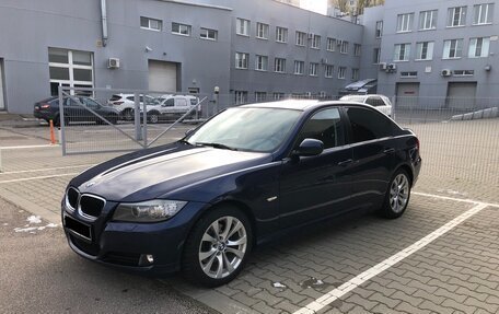 BMW 3 серия, 2010 год, 1 650 000 рублей, 2 фотография