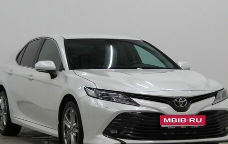 Toyota Camry, 2020 год, 3 075 000 рублей, 7 фотография