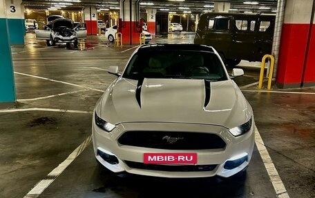 Ford Mustang VI рестайлинг, 2016 год, 2 500 000 рублей, 5 фотография