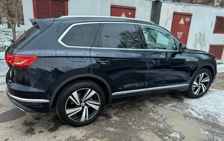 Volkswagen Touareg III, 2019 год, 6 197 000 рублей, 5 фотография