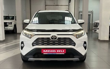 Toyota RAV4, 2019 год, 2 995 000 рублей, 8 фотография