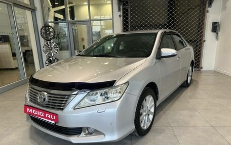 Toyota Camry, 2013 год, 1 945 000 рублей, 3 фотография