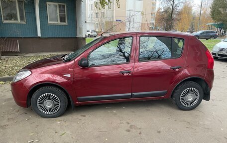 Renault Sandero I, 2011 год, 999 999 рублей, 4 фотография