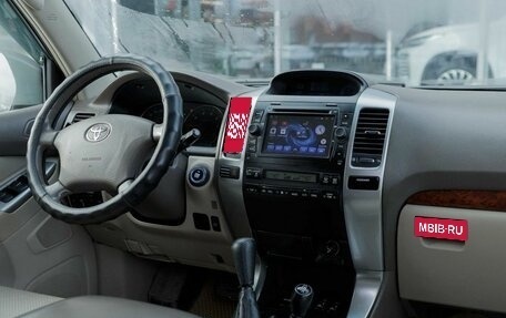 Toyota Land Cruiser Prado 120 рестайлинг, 2006 год, 2 450 000 рублей, 10 фотография