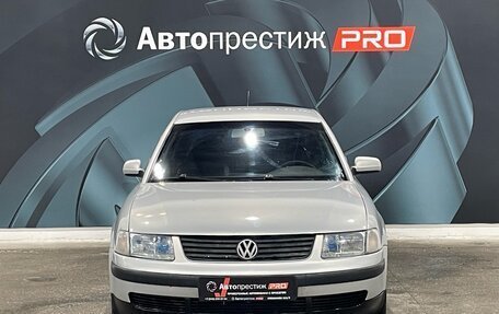 Volkswagen Passat B5+ рестайлинг, 2000 год, 480 000 рублей, 2 фотография