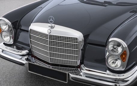 Mercedes-Benz W111, 1969 год, 49 999 000 рублей, 6 фотография