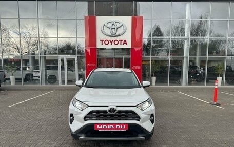 Toyota RAV4, 2022 год, 4 500 000 рублей, 2 фотография