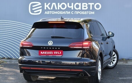 Volkswagen Touareg III, 2018 год, 5 000 000 рублей, 2 фотография