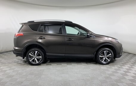 Toyota RAV4, 2018 год, 2 580 000 рублей, 4 фотография