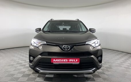 Toyota RAV4, 2018 год, 2 580 000 рублей, 2 фотография