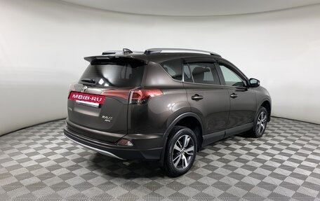 Toyota RAV4, 2018 год, 2 580 000 рублей, 5 фотография