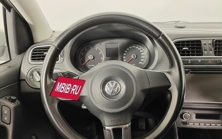 Volkswagen Polo VI (EU Market), 2012 год, 749 000 рублей, 17 фотография