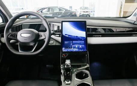 Geely Atlas, 2024 год, 3 867 000 рублей, 17 фотография