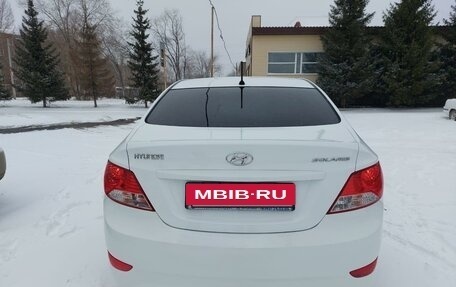 Hyundai Solaris II рестайлинг, 2013 год, 970 000 рублей, 6 фотография