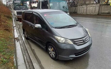 Honda Freed I, 2009 год, 650 000 рублей, 2 фотография