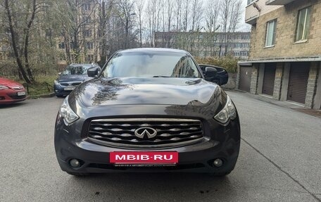 Infiniti FX II, 2009 год, 1 850 000 рублей, 2 фотография